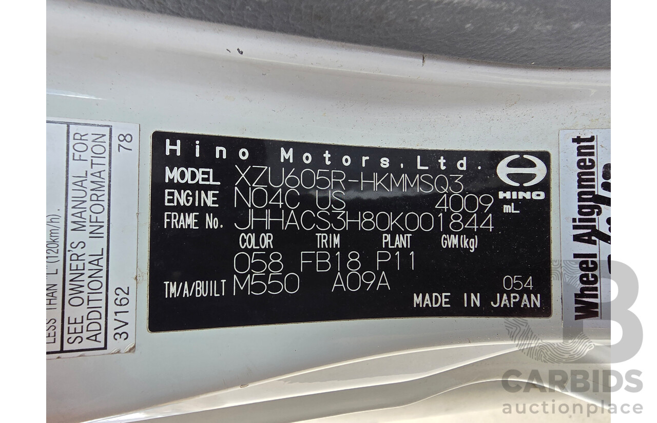 10/2013 Hino 300 Series 616 Series 2 (4x2) Trayback Truck 2d Cab Chassis White Turbo Diesel 4.0L