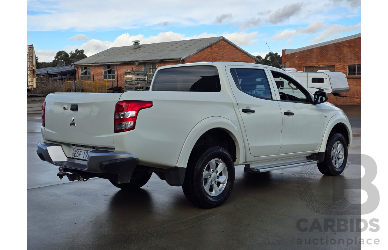 2/2017 Mitsubishi Triton GLS (4x4) MQ MY16 Dual Cab Utility White Turbo Diesel 2.4L