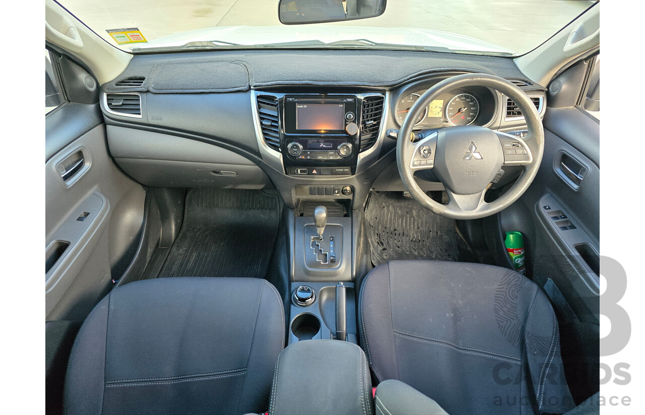 2/2017 Mitsubishi Triton GLS (4x4) MQ MY16 Dual Cab Utility White Turbo Diesel 2.4L