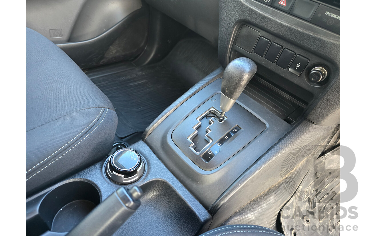 2/2017 Mitsubishi Triton GLS (4x4) MQ MY16 Dual Cab Utility White Turbo Diesel 2.4L