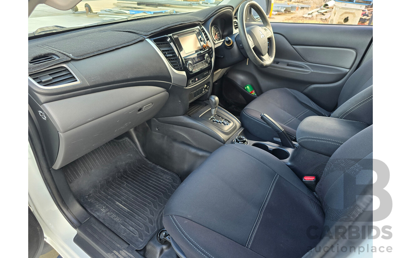 2/2017 Mitsubishi Triton GLS (4x4) MQ MY16 Dual Cab Utility White Turbo Diesel 2.4L