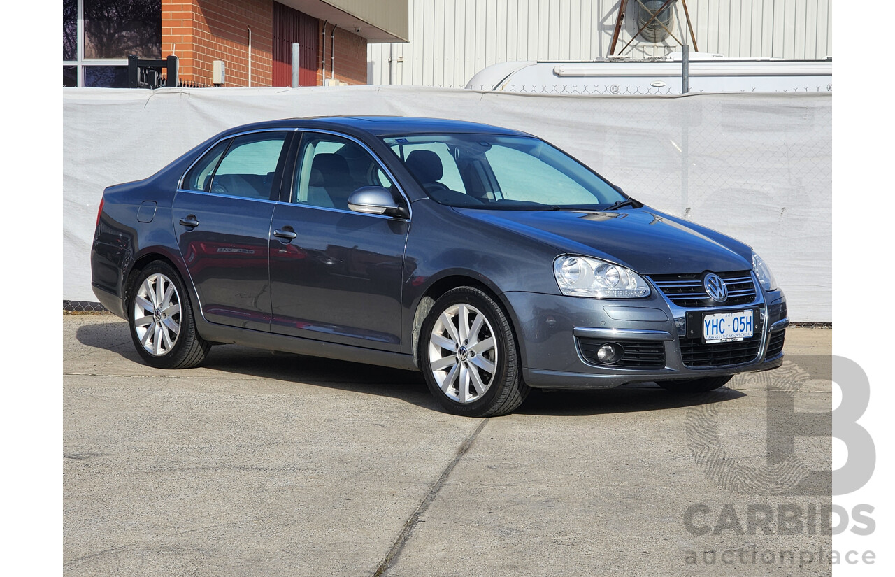 05/2010 Volkswagen Jetta 125 TDI HIGHLINE FWD 1KM MY10 4D Sedan Grey 2.0L