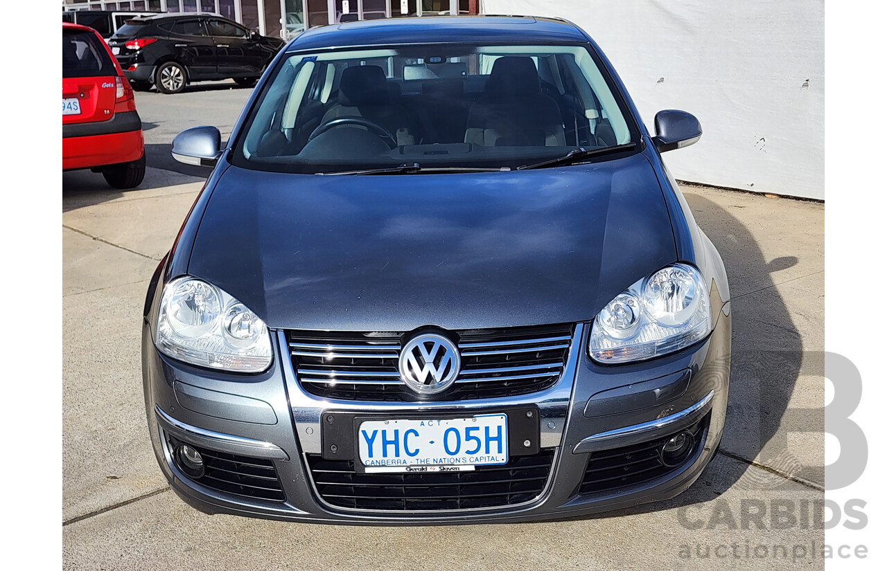 05/2010 Volkswagen Jetta 125 TDI HIGHLINE FWD 1KM MY10 4D Sedan Grey 2.0L