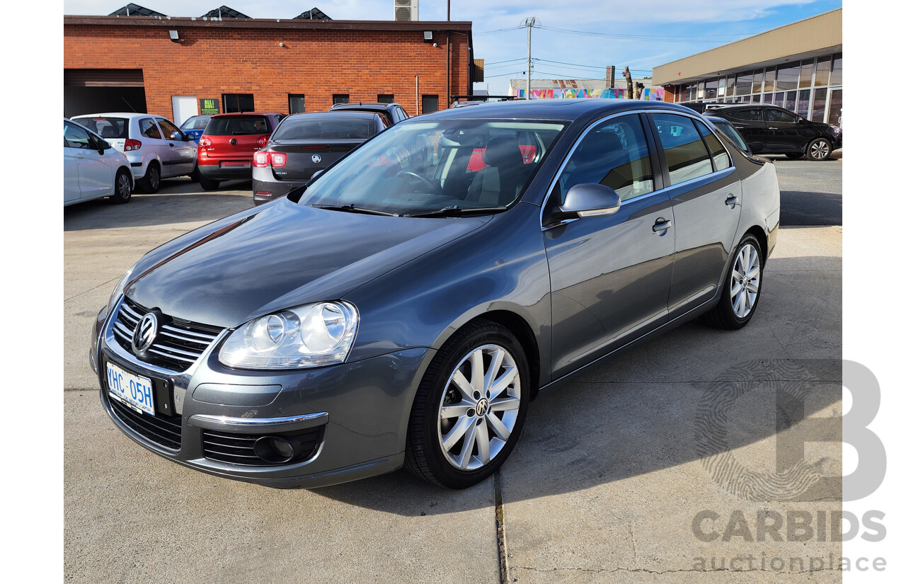 05/2010 Volkswagen Jetta 125 TDI HIGHLINE FWD 1KM MY10 4D Sedan Grey 2.0L