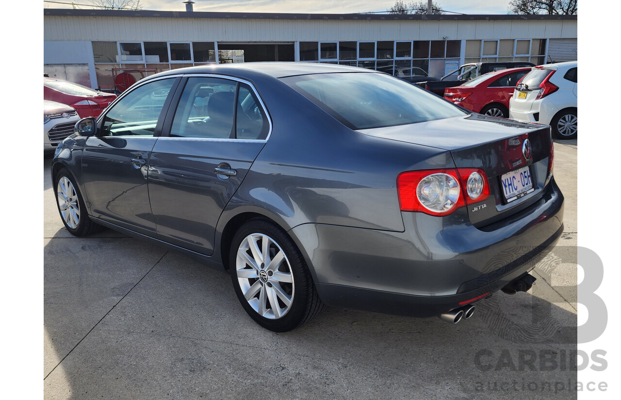 05/2010 Volkswagen Jetta 125 TDI HIGHLINE FWD 1KM MY10 4D Sedan Grey 2.0L