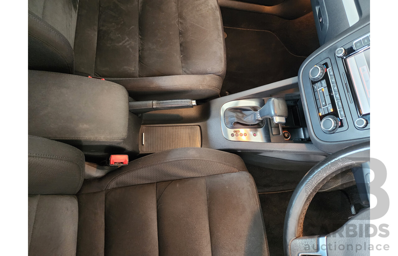 05/2010 Volkswagen Jetta 125 TDI HIGHLINE FWD 1KM MY10 4D Sedan Grey 2.0L