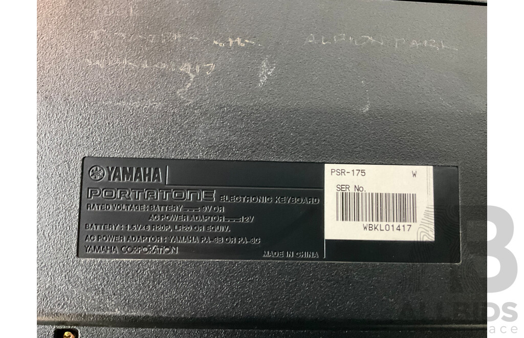 Yamaha PSR-175 Portable Keybord