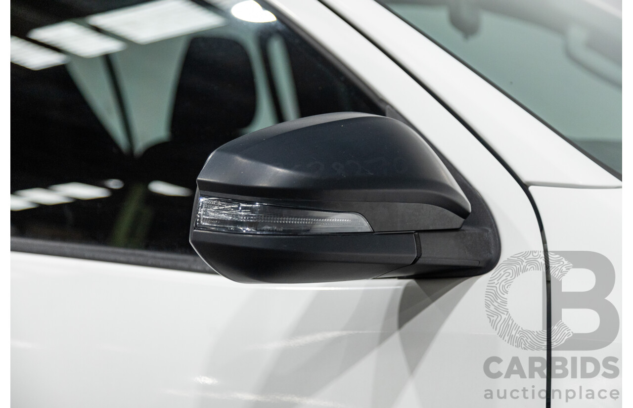 11/2018 Toyota Hilux Workmate TGN121R 4d Dual Cab Utility White 2.7L