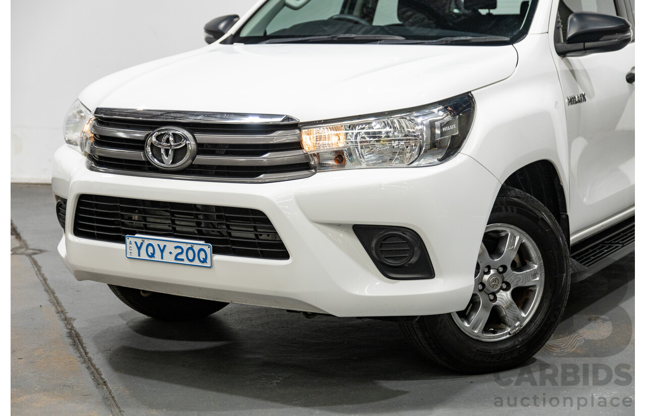11/2018 Toyota Hilux Workmate TGN121R 4d Dual Cab Utility White 2.7L