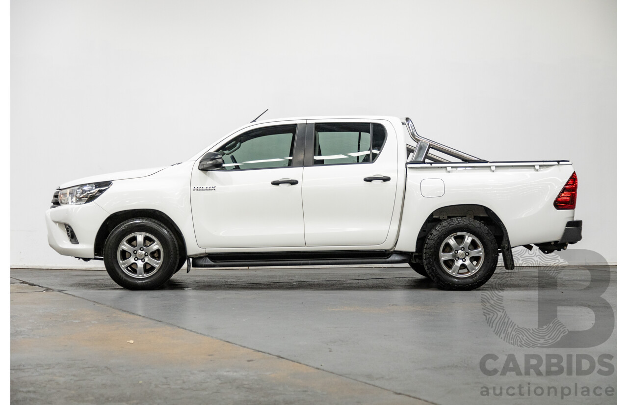 11/2018 Toyota Hilux Workmate TGN121R 4d Dual Cab Utility White 2.7L