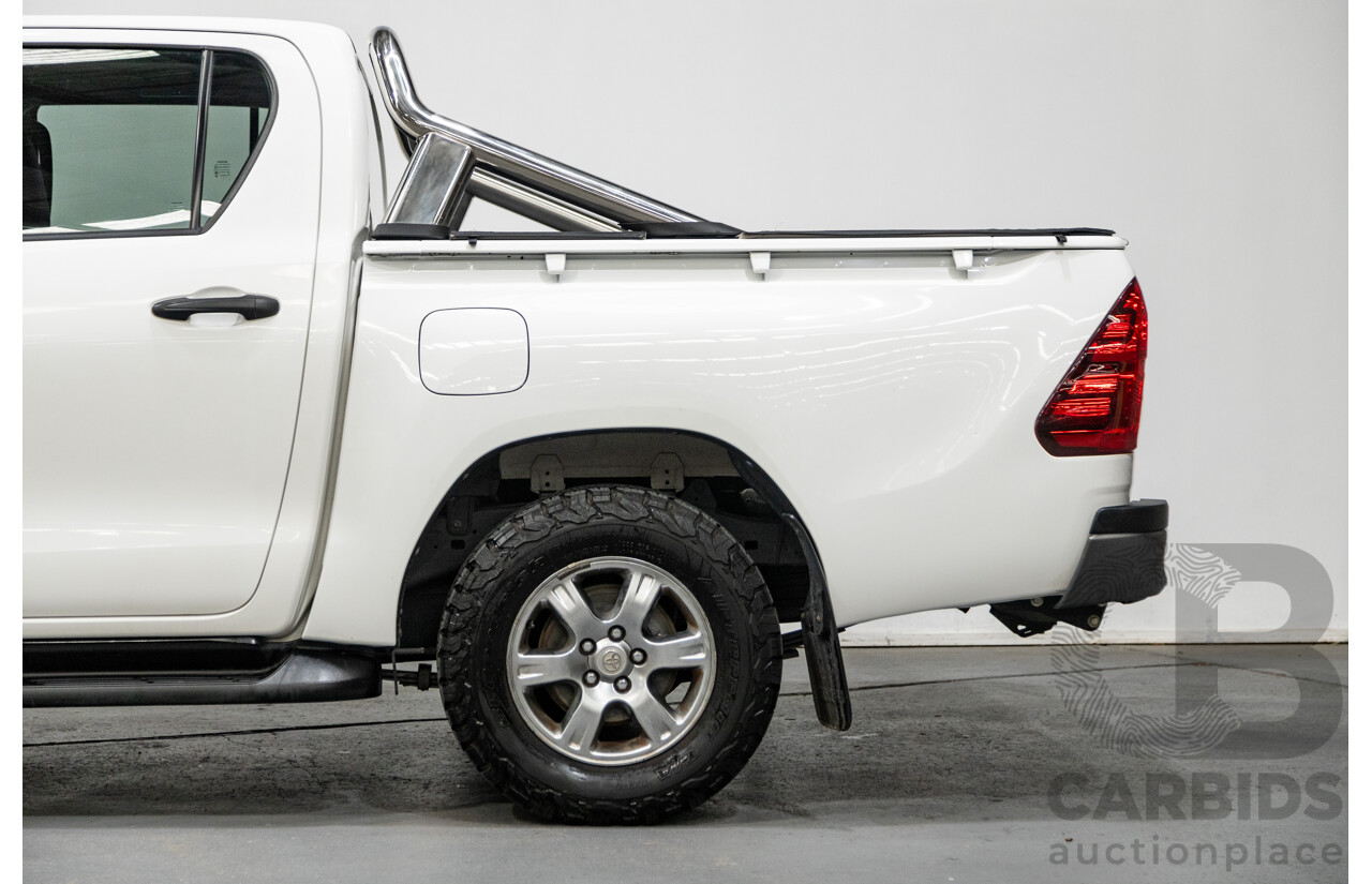 11/2018 Toyota Hilux Workmate TGN121R 4d Dual Cab Utility White 2.7L