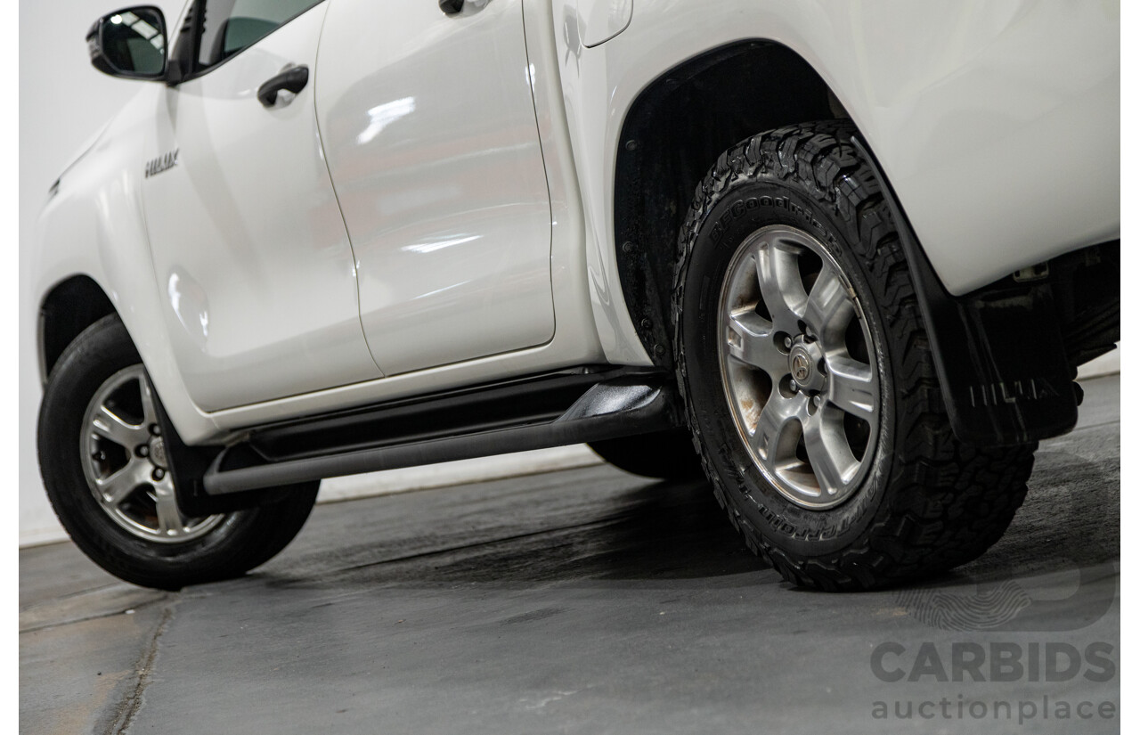 11/2018 Toyota Hilux Workmate TGN121R 4d Dual Cab Utility White 2.7L