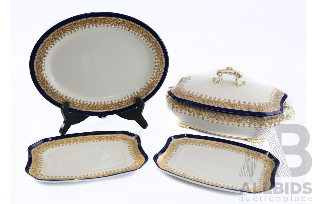 Vintage Royal Worcester Porcelain 62 Piece Dinner Service