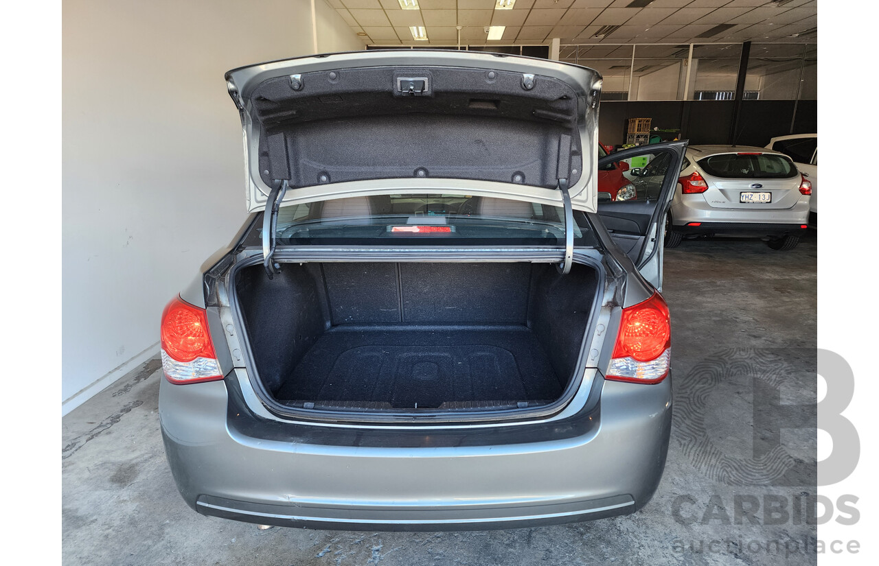 07/2012 Holden Cruze CD FWD JH MY12 4D Sedan Grey 1.8L