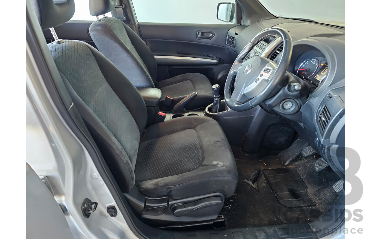 8/2011 Nissan X-Trail ST (fwd) T31 MY11 4d Wagon Silver 2.0L