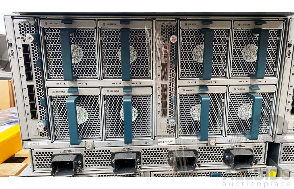 Cisco (UCS 5108) Server Chassis W/ 4x Cisco Intel Xeon Blade Servers
