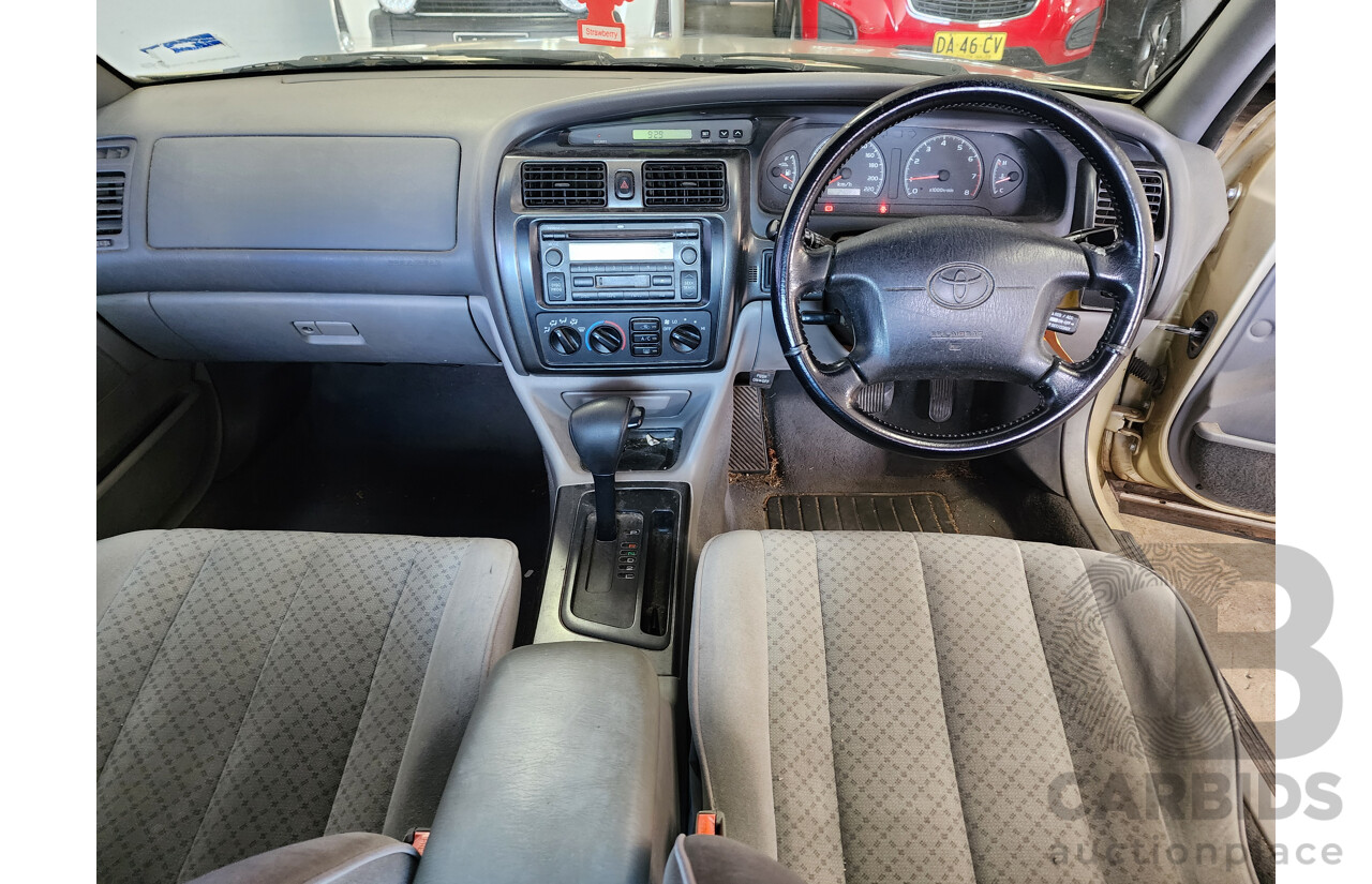 09/2004 Toyota Avalon GXi FWD MCX10R 4D Sedan Gold 3.0L