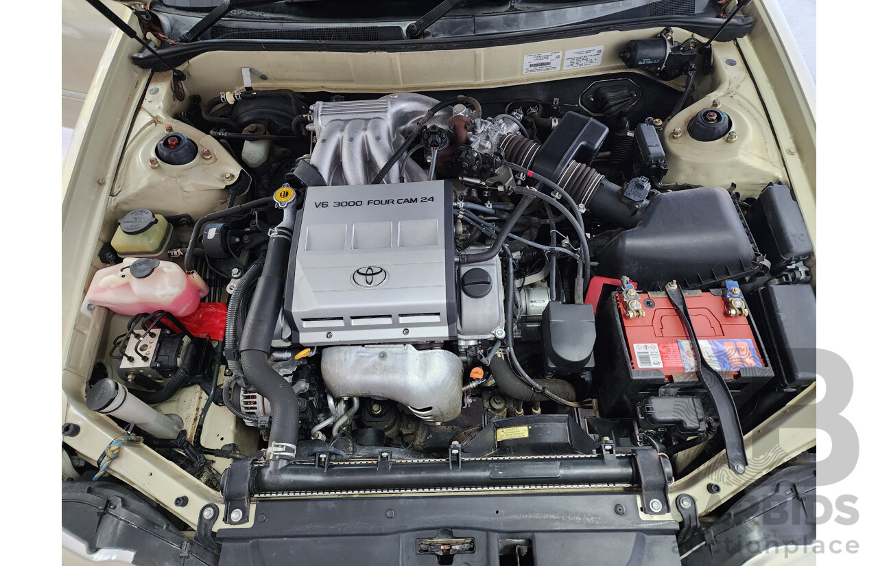 09/2004 Toyota Avalon GXi FWD MCX10R 4D Sedan Gold 3.0L