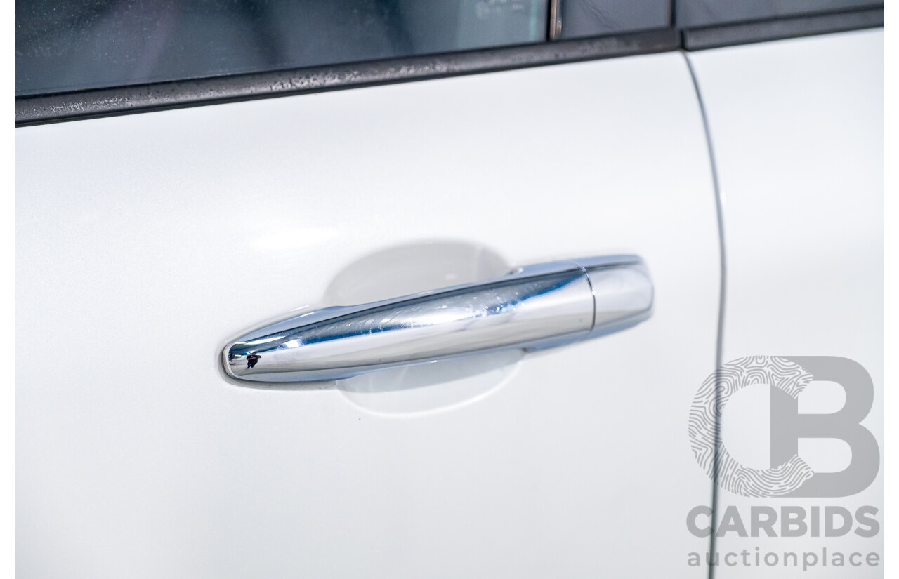 7/2013 Subaru Tribeca 3.6R Premium (AWD) MY13 4d Wagon White 3.6L - 7 Seater