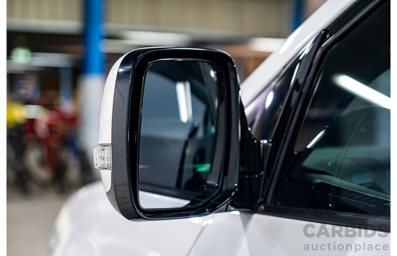 7/2013 Subaru Tribeca 3.6R Premium (AWD) MY13 4d Wagon White 3.6L - 7 Seater