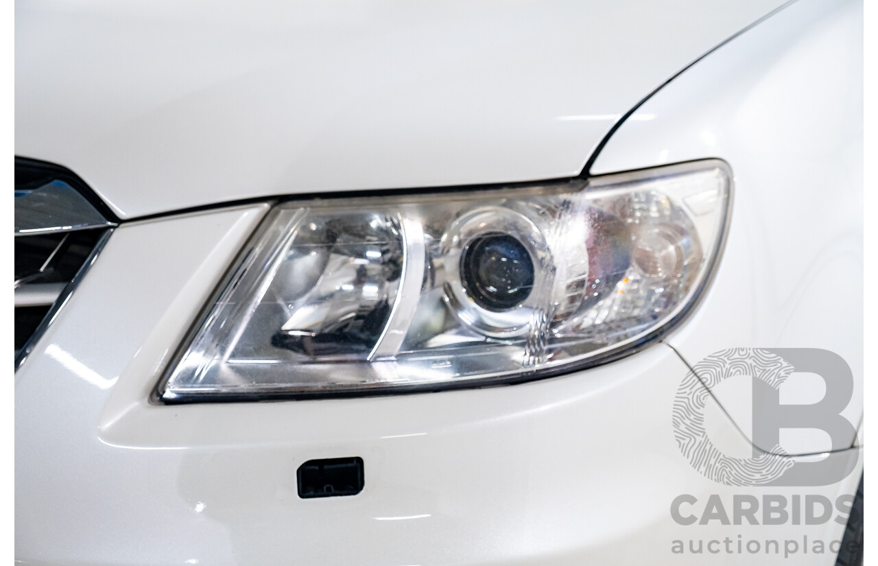 7/2013 Subaru Tribeca 3.6R Premium (AWD) MY13 4d Wagon White 3.6L - 7 Seater