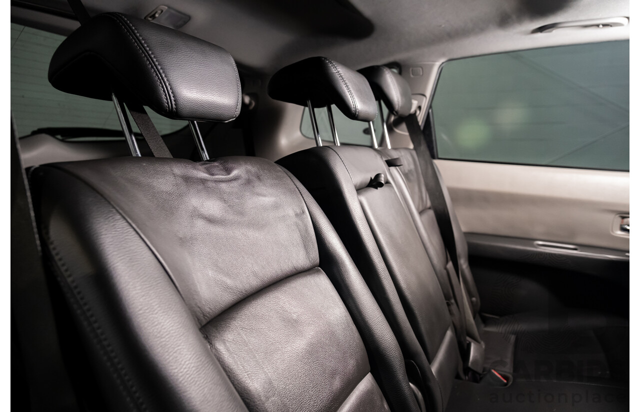 7/2013 Subaru Tribeca 3.6R Premium (AWD) MY13 4d Wagon White 3.6L - 7 Seater