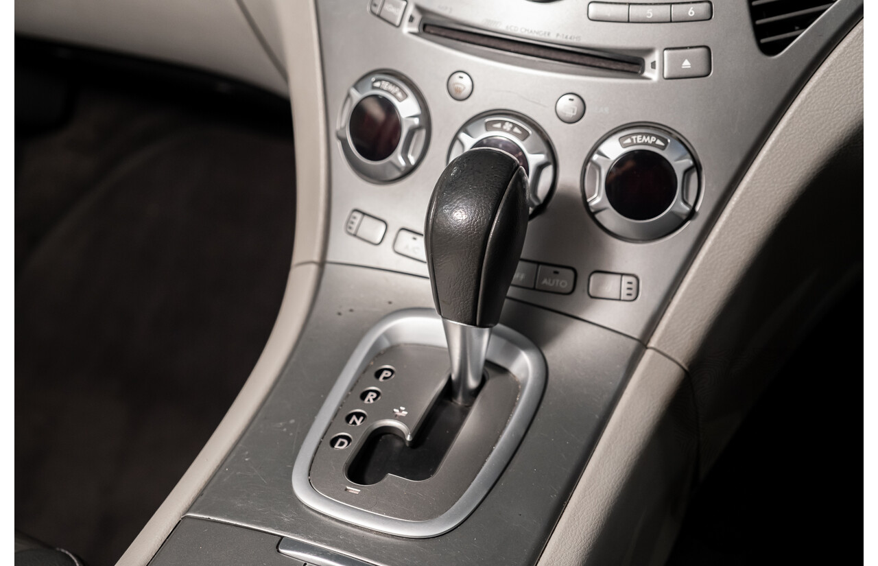 7/2013 Subaru Tribeca 3.6R Premium (AWD) MY13 4d Wagon White 3.6L - 7 Seater