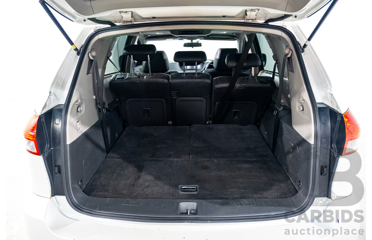 7/2013 Subaru Tribeca 3.6R Premium (AWD) MY13 4d Wagon White 3.6L - 7 Seater