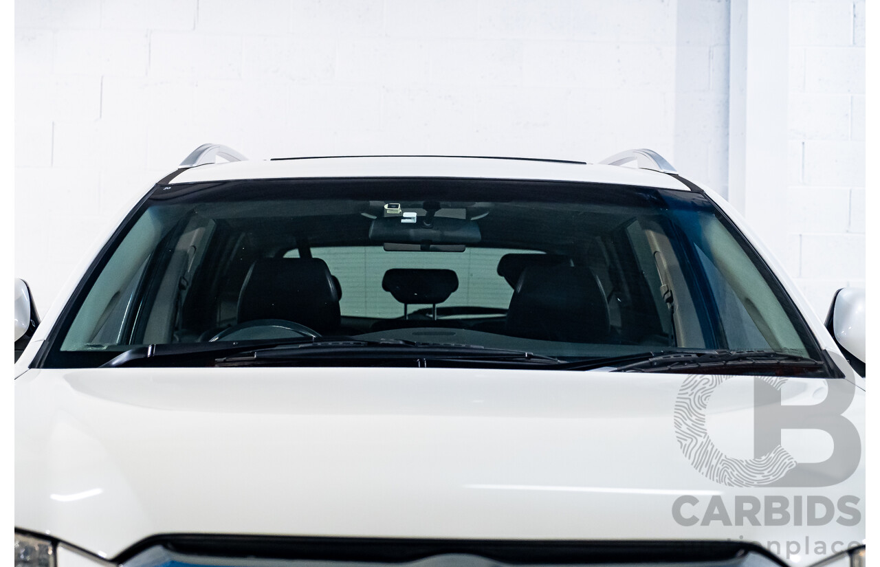 7/2013 Subaru Tribeca 3.6R Premium (AWD) MY13 4d Wagon White 3.6L - 7 Seater