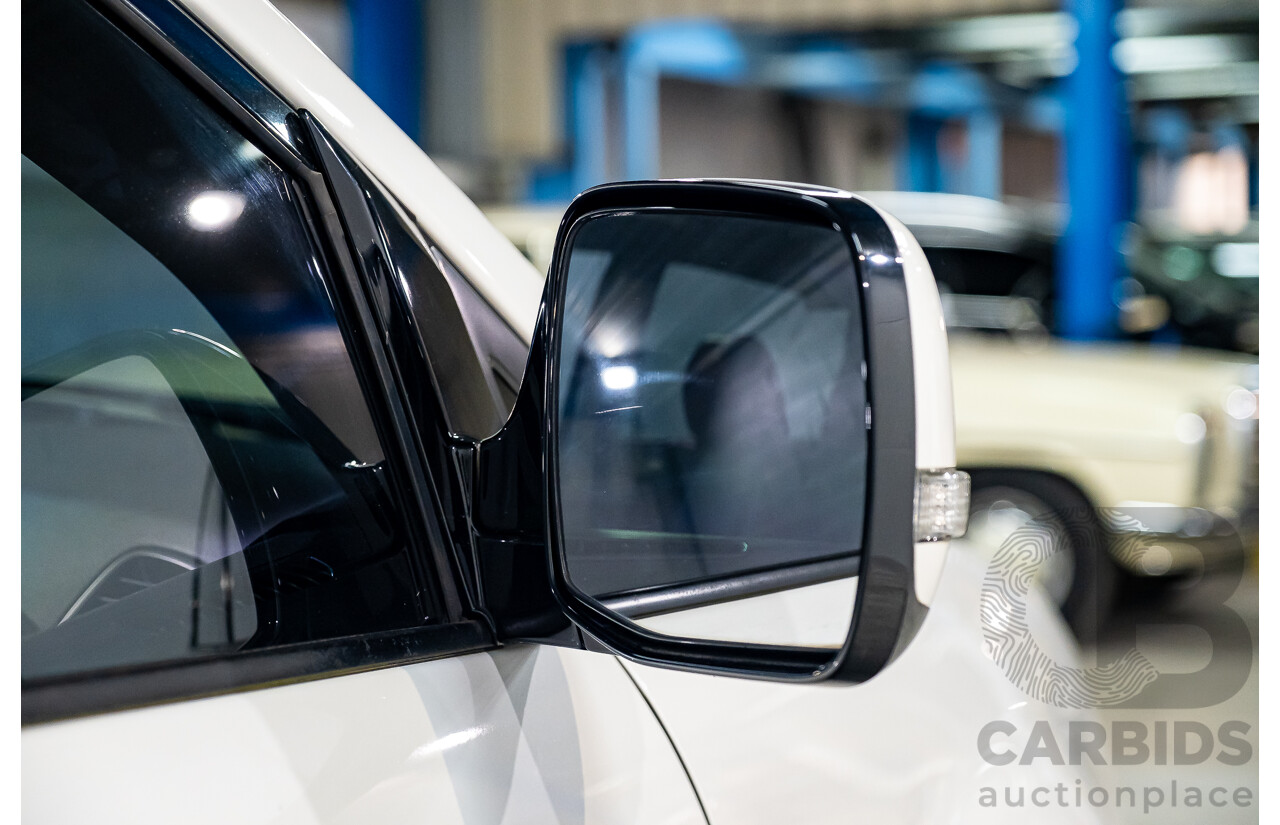 7/2013 Subaru Tribeca 3.6R Premium (AWD) MY13 4d Wagon White 3.6L - 7 Seater