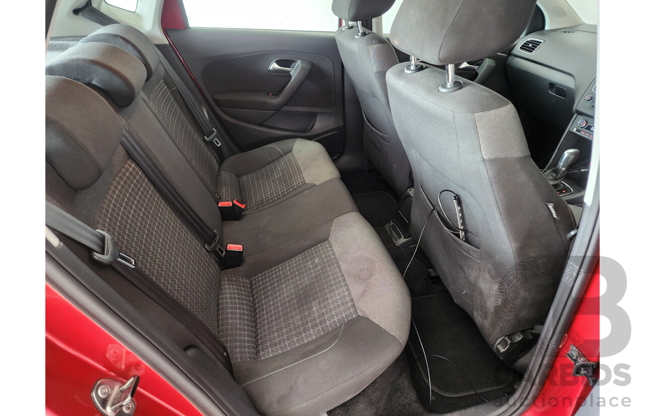 03/2016 Volkswagen Polo 81 TSI COMFORTLINE FWD 6R MY16 5D Hatchback Red 1.2L