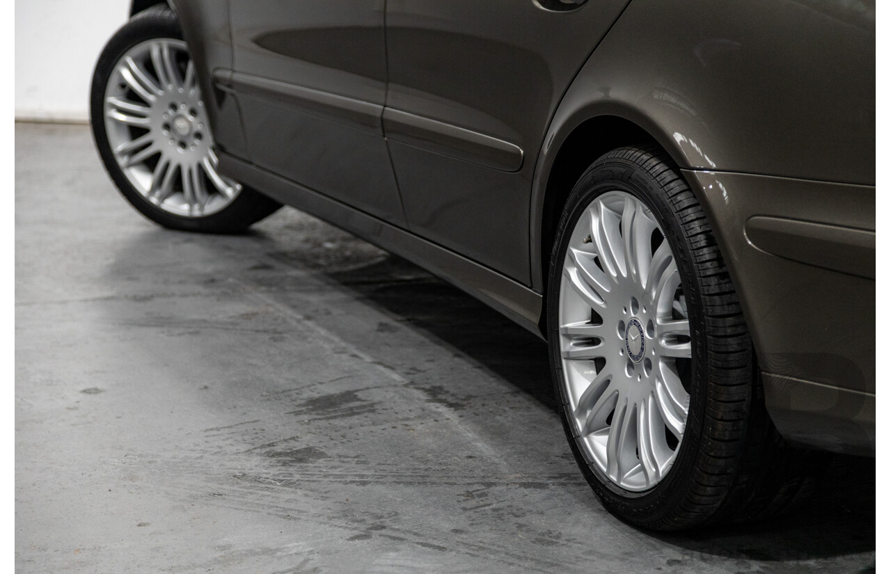4/2009 Mercedes Benz E280 Sports Edition 211 MY07 Upgrade 4d Sedan Indium Grey Metallic V6 3.0L