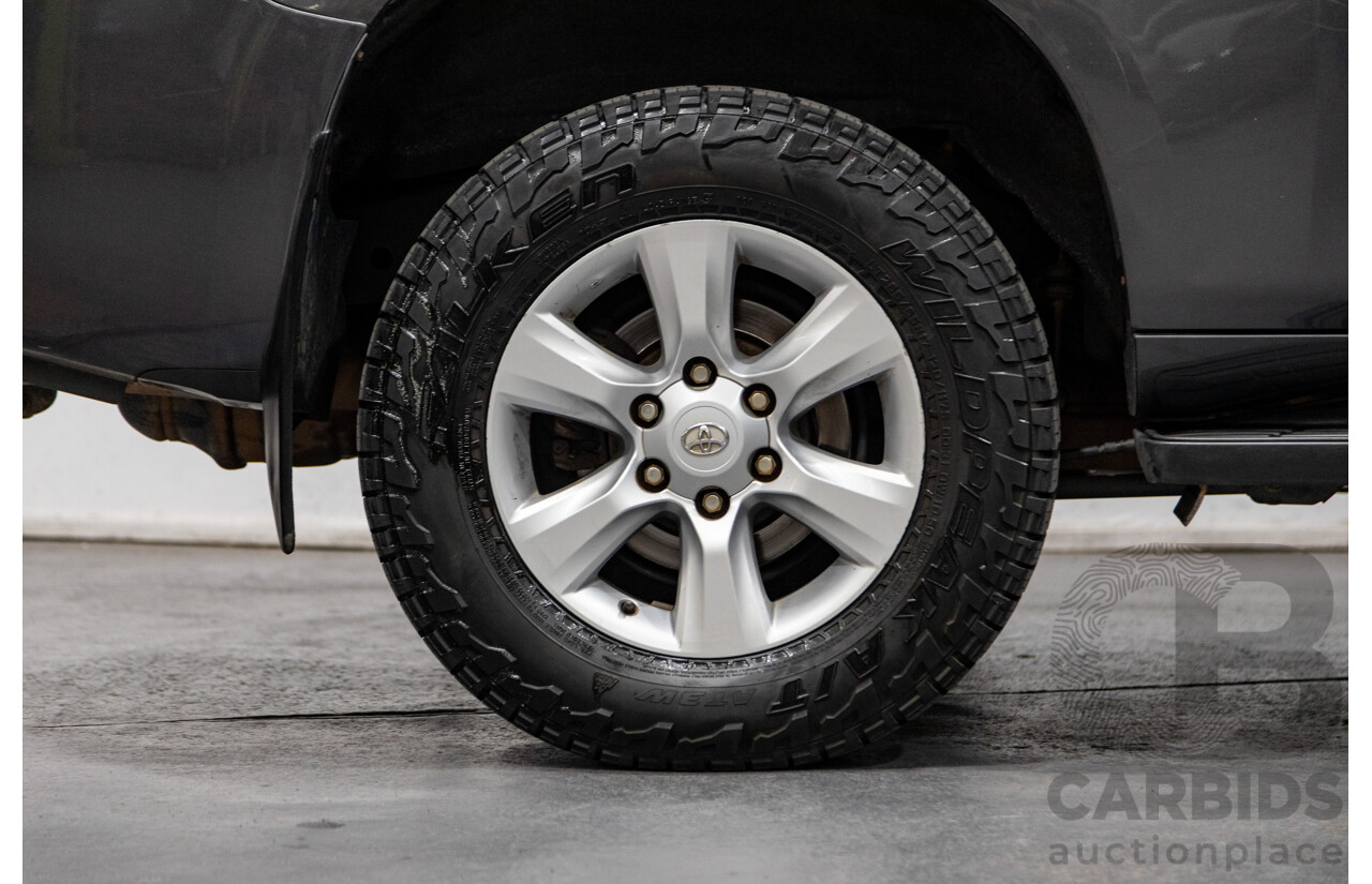 8/2013 Toyota Landcruiser Prado GXL (4x4) KDJ150R 4d Wagon Graphite Metallic Grey Turbo Diesel 3.0L - 7 Seater