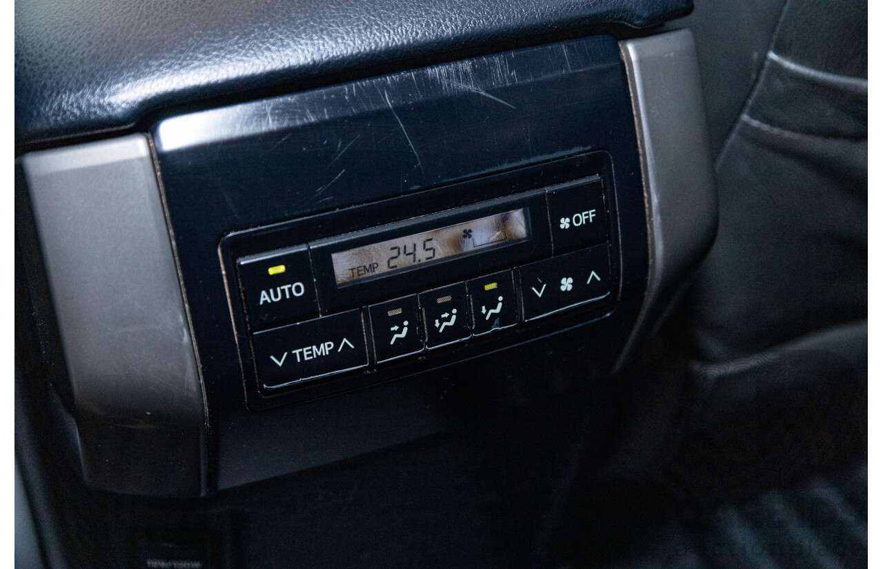 8/2013 Toyota Landcruiser Prado GXL (4x4) KDJ150R 4d Wagon Graphite Metallic Grey Turbo Diesel 3.0L - 7 Seater