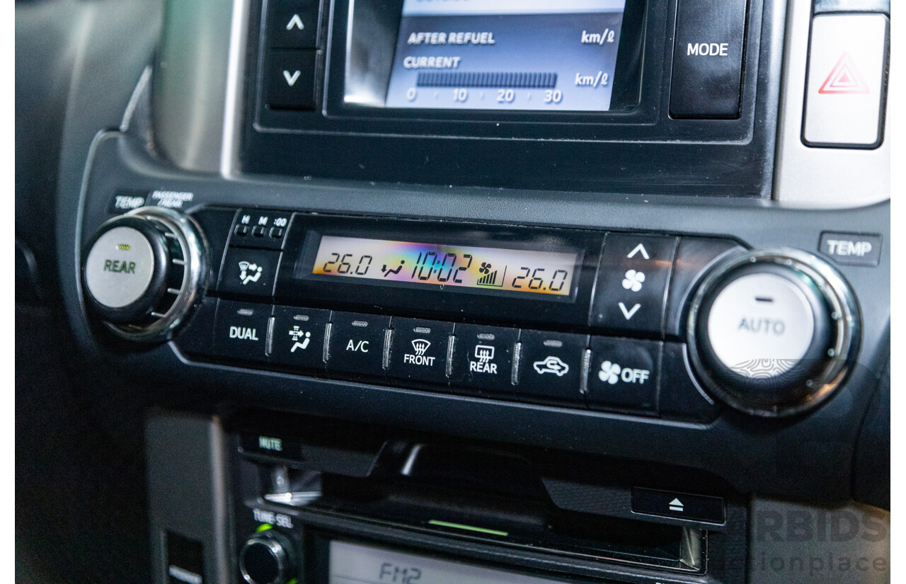 8/2013 Toyota Landcruiser Prado GXL (4x4) KDJ150R 4d Wagon Graphite Metallic Grey Turbo Diesel 3.0L - 7 Seater