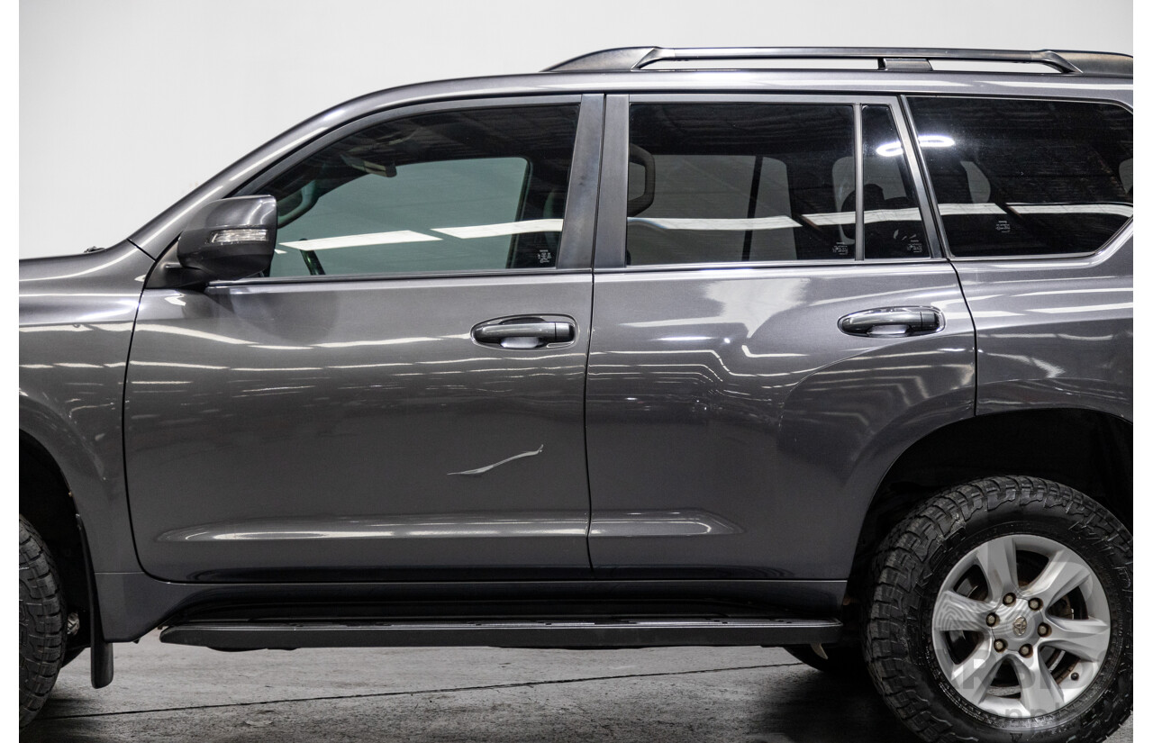 8/2013 Toyota Landcruiser Prado GXL (4x4) KDJ150R 4d Wagon Graphite Metallic Grey Turbo Diesel 3.0L - 7 Seater