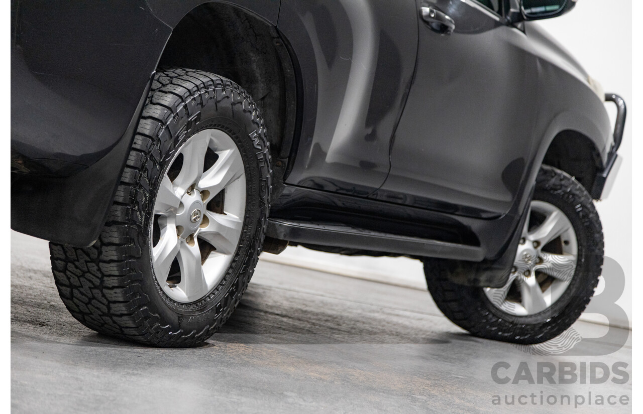 8/2013 Toyota Landcruiser Prado GXL (4x4) KDJ150R 4d Wagon Graphite Metallic Grey Turbo Diesel 3.0L - 7 Seater