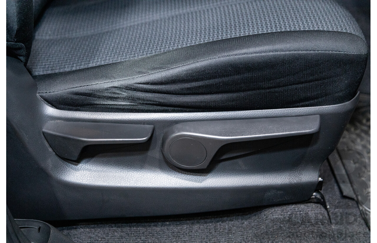 12/2014 Isuzu D-Max LS-U Hi-Ride (4x4) TF MY15 Crew Cab Utility White Turbo Diesel 3.0L