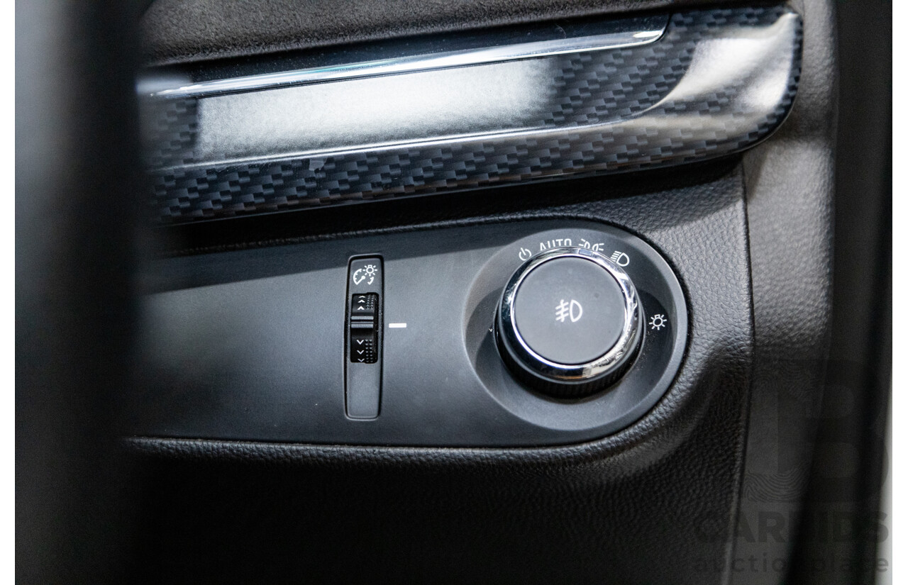 03/2014 Holden Commodore Ute SS-V VF Utility White V8 6.0L