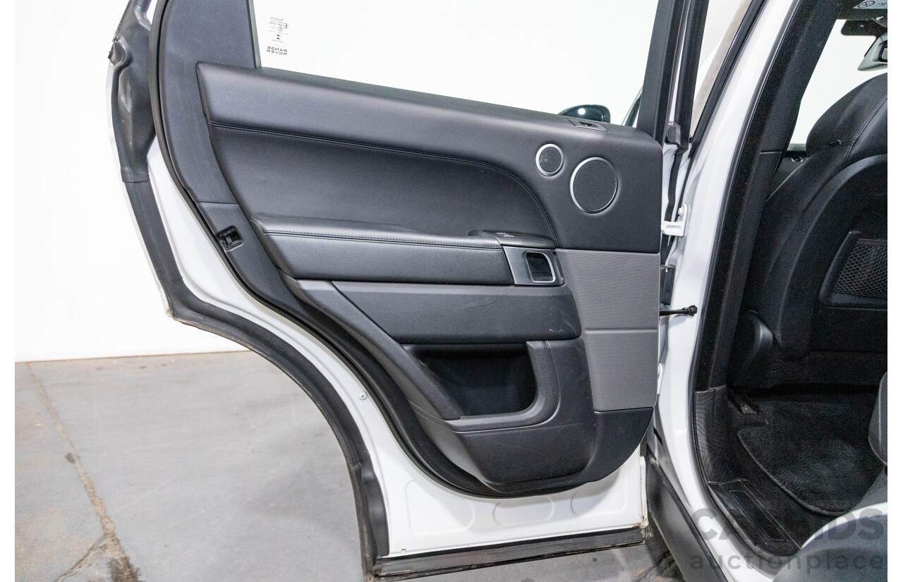 10/2015 Land Rover Range Rover Sport 3.0 SDV6 SE (AWD) LW MY15.5 4d Wagon Fuji White Twin Turbo Diesel V6 3.0L