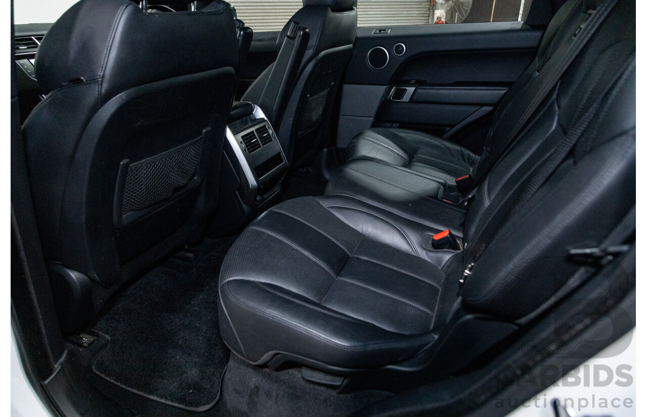 10/2015 Land Rover Range Rover Sport 3.0 SDV6 SE (AWD) LW MY15.5 4d Wagon Fuji White Twin Turbo Diesel V6 3.0L