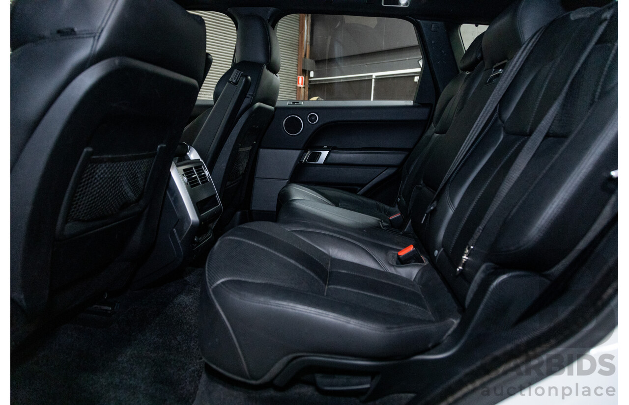 10/2015 Land Rover Range Rover Sport 3.0 SDV6 SE (AWD) LW MY15.5 4d Wagon Fuji White Twin Turbo Diesel V6 3.0L