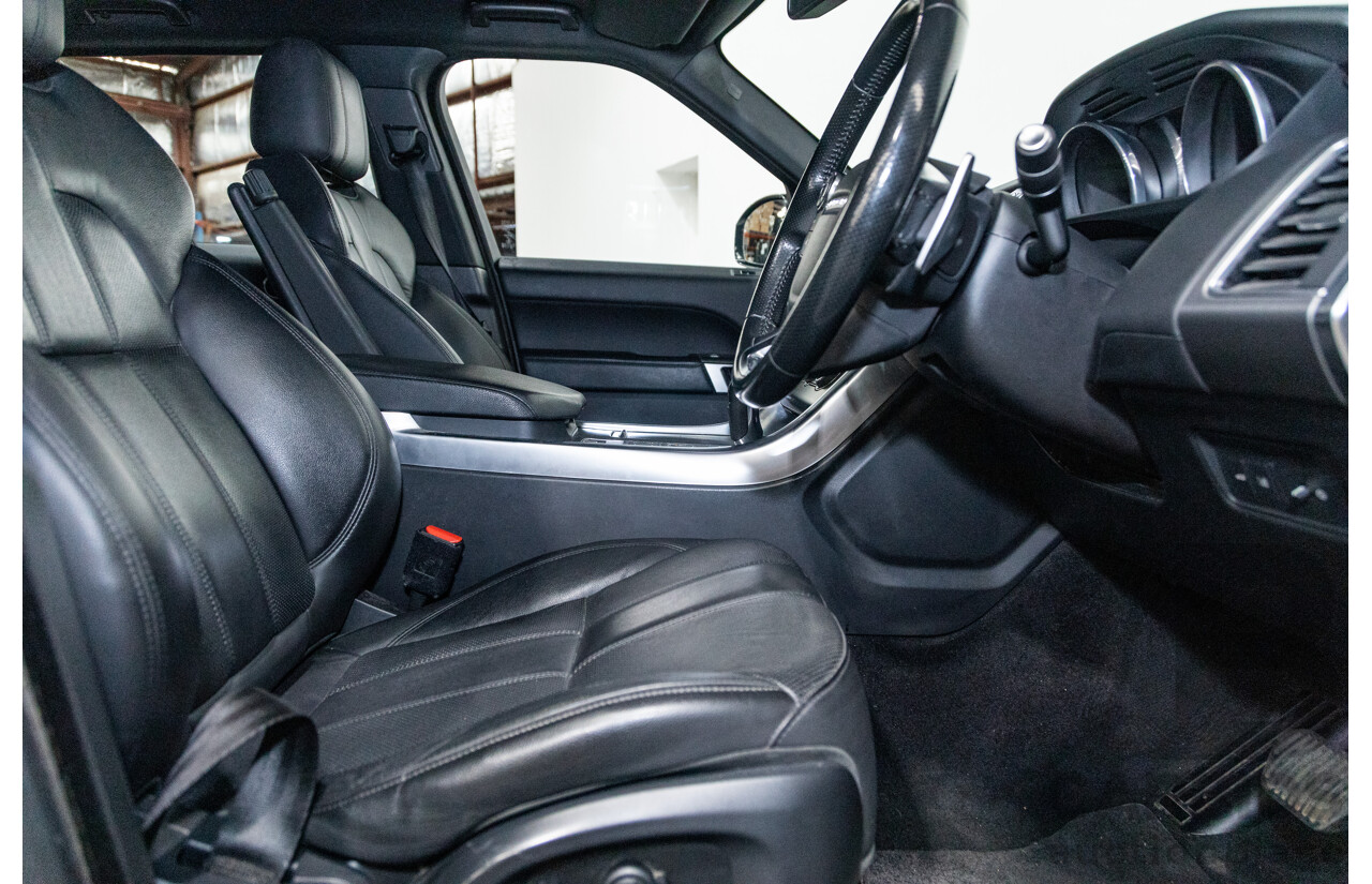 10/2015 Land Rover Range Rover Sport 3.0 SDV6 SE (AWD) LW MY15.5 4d Wagon Fuji White Twin Turbo Diesel V6 3.0L