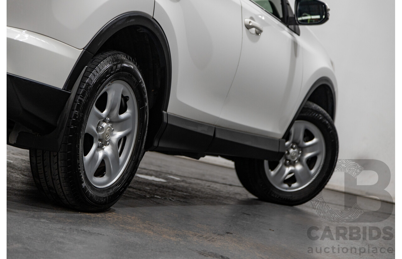 11/2018 Toyota Rav4 GX (AWD) ASA44R 4d Wagon White 2.5L