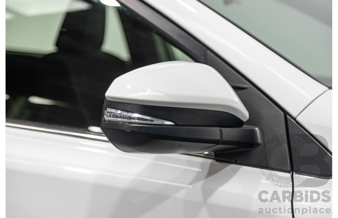 11/2018 Toyota Rav4 GX (AWD) ASA44R 4d Wagon White 2.5L