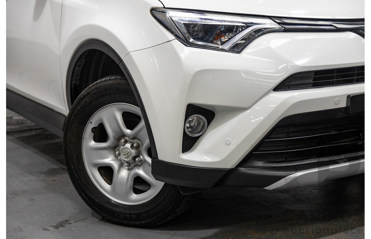 11/2018 Toyota Rav4 GX (AWD) ASA44R 4d Wagon White 2.5L