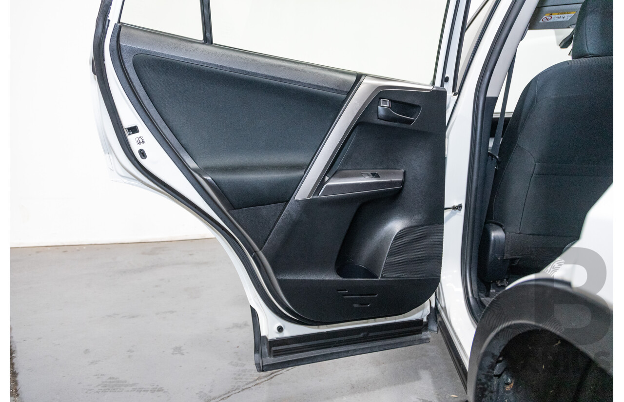 11/2018 Toyota Rav4 GX (AWD) ASA44R 4d Wagon White 2.5L