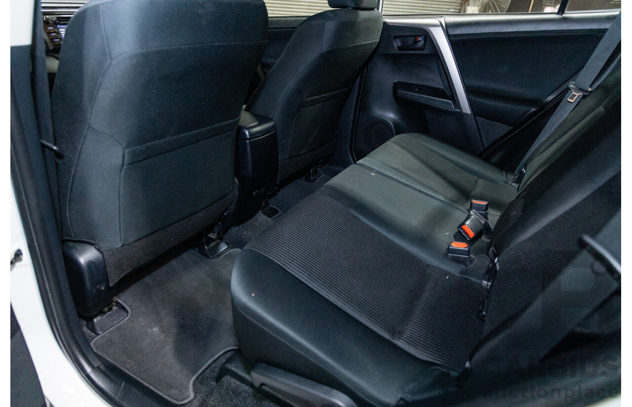 11/2018 Toyota Rav4 GX (AWD) ASA44R 4d Wagon White 2.5L