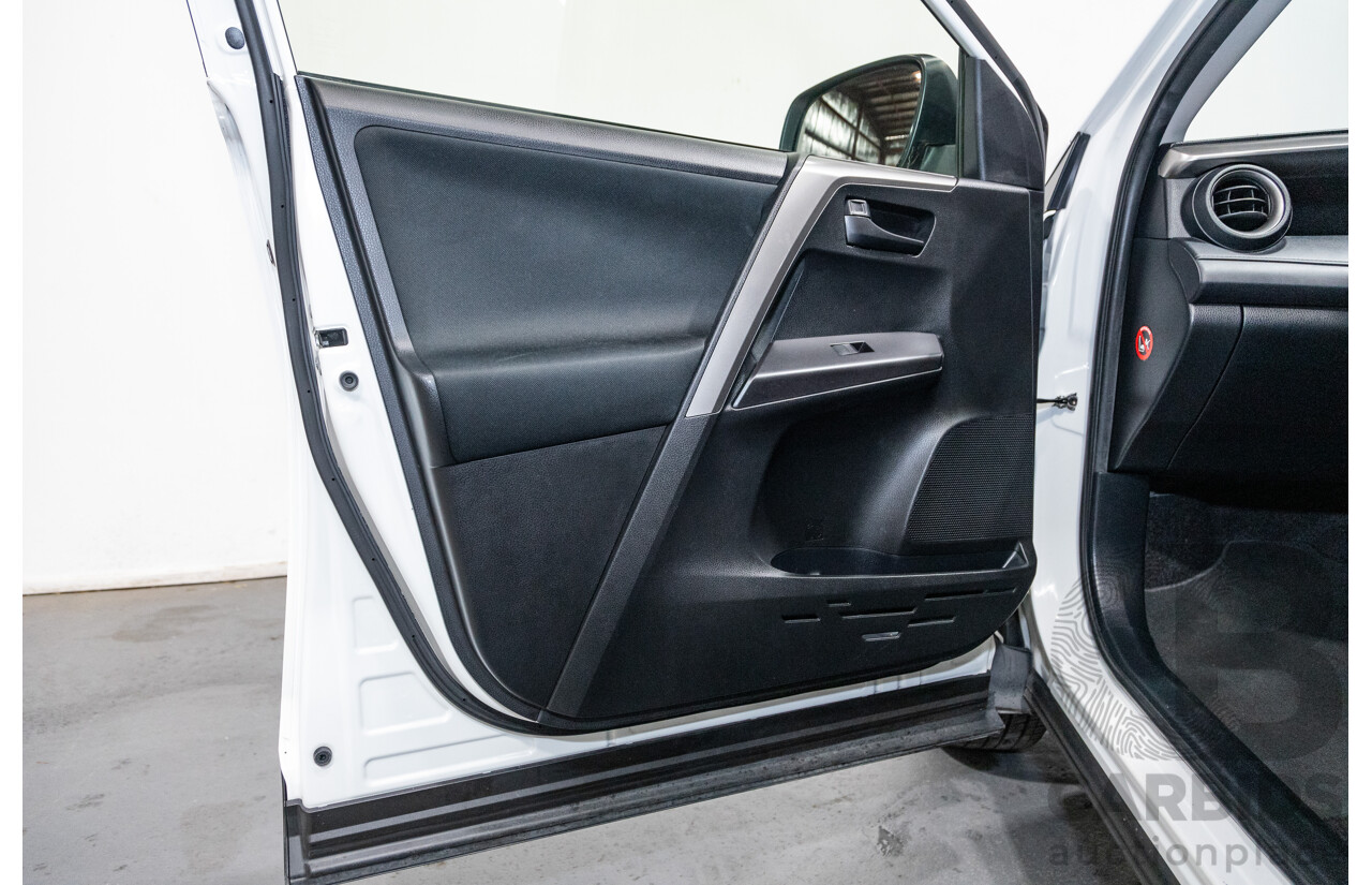 11/2018 Toyota Rav4 GX (AWD) ASA44R 4d Wagon White 2.5L