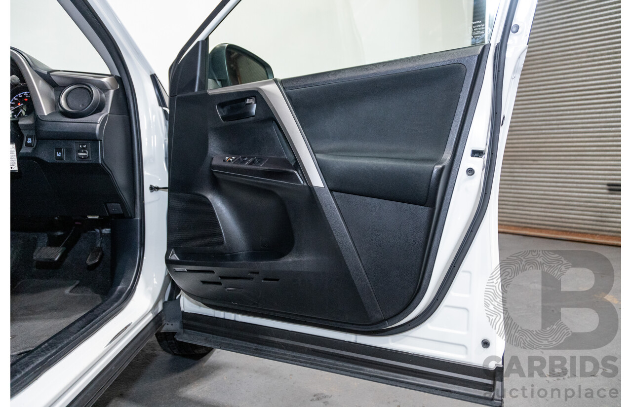 11/2018 Toyota Rav4 GX (AWD) ASA44R 4d Wagon White 2.5L